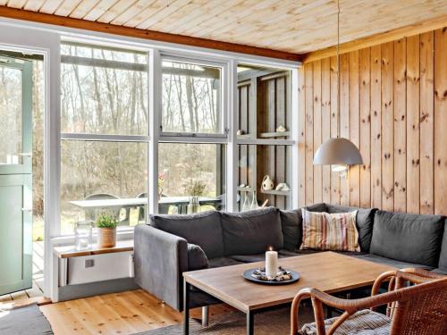 Holiday Home Orpah - 100m from the sea by Interhome in Vaeggerlose