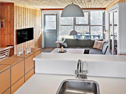 Holiday Home Orpah - 100m from the sea by Interhome in Vaeggerlose