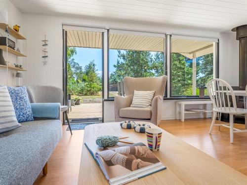 Holiday Home Dorit - 900m from the sea by Interhome in Vaeggerlose