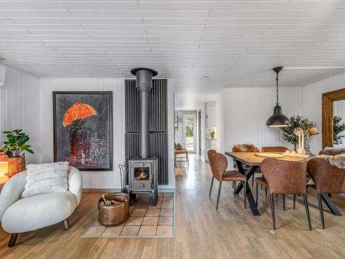Holiday Home Heike - 700m to the fjord by Interhome in Hvide Sande