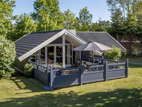 Holiday Home Ovine - 900m from the sea by Interhome in Vaeggerlose