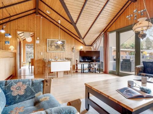 Holiday Home Ovine - 900m from the sea by Interhome in Vaeggerlose