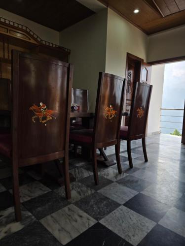 Palace, Murree (photo 2)