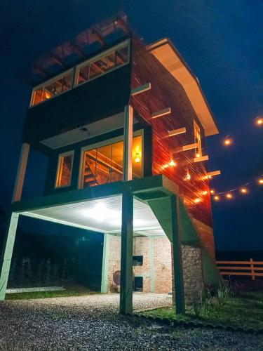 Cabana Romântica com Hidro e vista do Lago (Cabana Romantica com Hidro e vista do Lago) in Machadinho