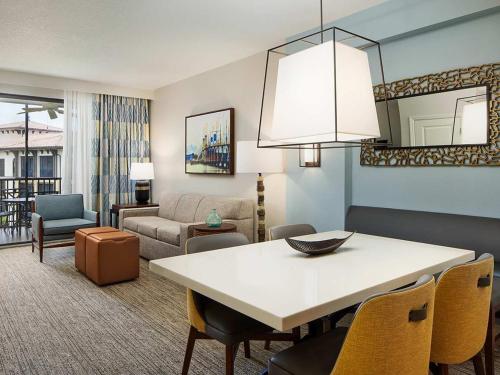 Sheraton Vistana Villages 1BR Apartment with Resort Access - image 3