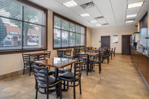 餐飲選擇, 貝斯特韋斯特阿克沃斯旅館 (Best Western Acworth Inn) in 阿克沃思(GA)