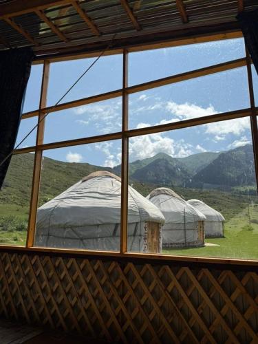 Skats, Ak-Tash Yurt Camp in Kirpichny