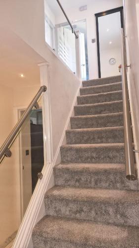 The Dorking Hideaway in Летъред