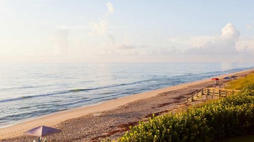 Vistana Beach Club Resort Two Bedroom Apartment with Resort Access in Hutchinson Island (FL)