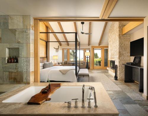 Alila Ventana Big Sur - Inclusive Resort