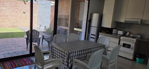 Casa en La Florida a metros rio in Celedonio Escalada