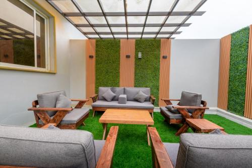 Instalaciones, MIDTOWN MAJESTIC GARDEN  in Anqarah