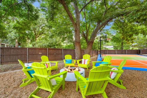 Resort Style Backyard Pool Pickleball Court in Lake Dallas