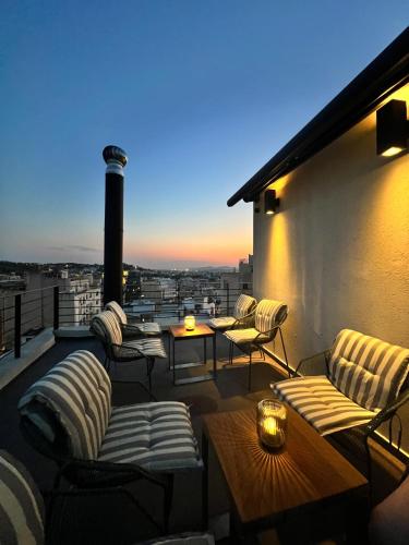 Ælis Suites in Psyrri - Rooftop Access & Acropolis View, Athens