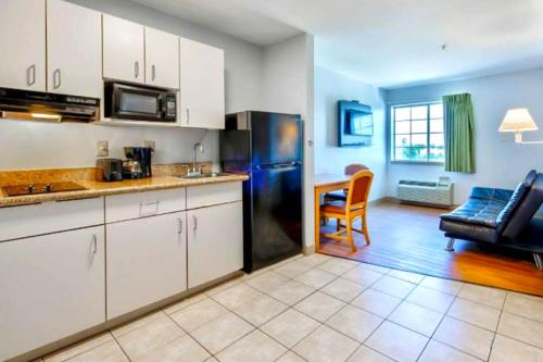 Studio 6-Sulphur LA - image 11