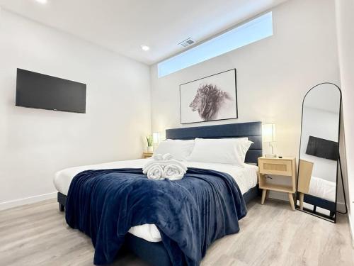 1BR Apt King Bed FREE Parking Gym - RoofTop 609