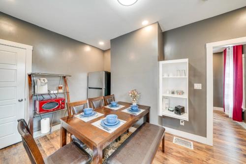 Bright New Albany Home 12 Mi to Churchill Downs in นิวอัลบานี (IN)