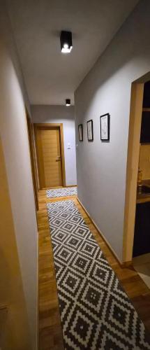 15th Corner Apartment