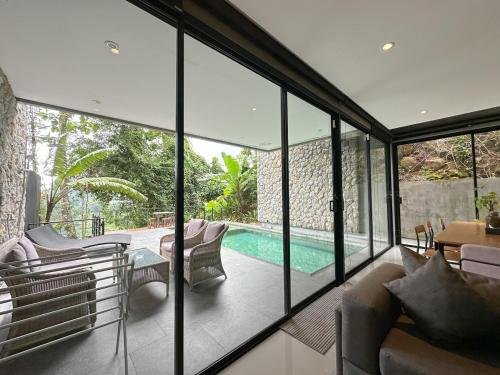 Modern 3 bedrooms Villa Kamala Hills