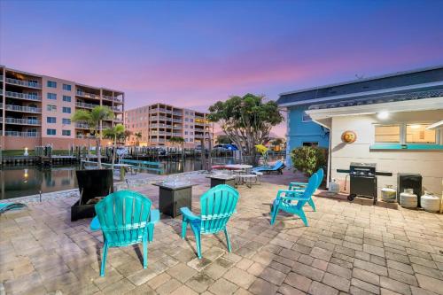Seashell Suite 2B Pet Friendly Waterfront Dock