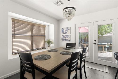 Mesa Oasis Private Pool Fire Pit Sleeps 6 in อาปาเช่จังค์ชั่น