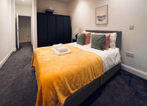 Deluxe bedroom Apartment London Bridge, London (photo 6)