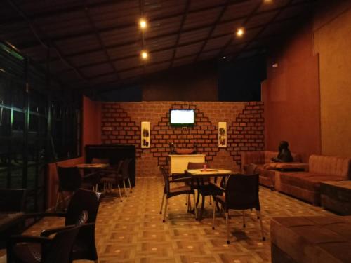 Κοινόχρηστο σαλόνι/χώρος τηλεόρασης, The Fountain Yard in Γουακισο