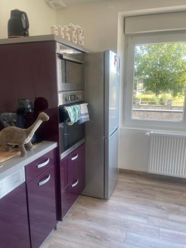 Maison 4 ch, jardin & dino, 5 min Fougères, Parigné (photo 4)