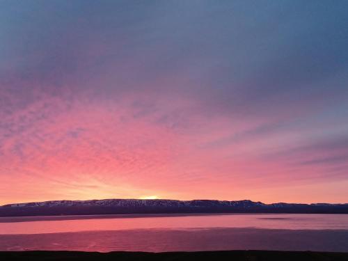 Hvítserkur Guesthouse (Hvitserkur Guesthouse) in Tjarnarbrekka