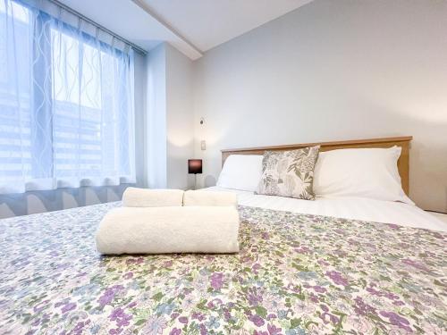Stylish 2BR City Retreat with Cityscape Views, Pool & Gym V74, Auckland (foto 6)