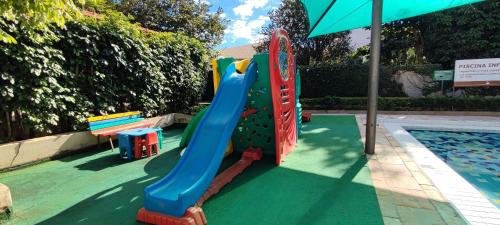 Playground, diRoma Imperio Romano Luxo e Conforto in Caldas Novas