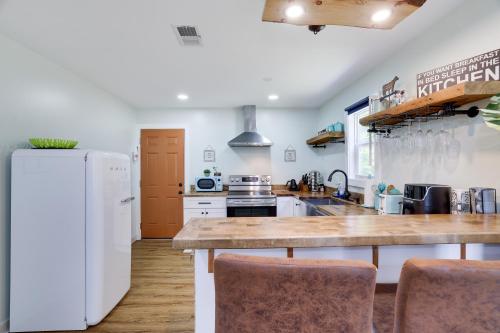 Cozy 2 Bedroom apartment in Tannersville, minutes from Camelback Mountain in Tannersville