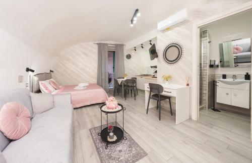 La Casa Della Nonna - QuartieriSpagnoli, Naples