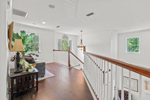 Aqua Dream - Home for 11 in Butler Beach