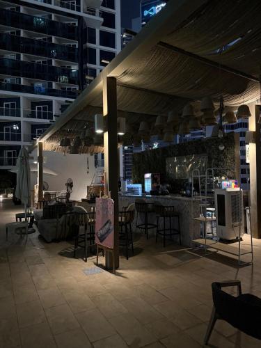 Luxury- 1 bedroom downtown dubai near burj khalifa, Dubái (foto 8)