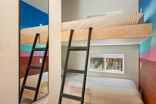 Downtown Kokopelli West 7 - Newly Remodeled Stylish Studio in Moab, USA