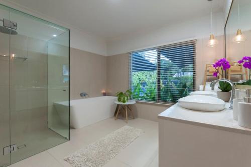 Paradise on Ruby - Port Douglas - image 5