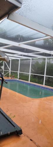 314PalmBeachPoolHousefrom59PerPersonMina4PersParty in 萊克沃思