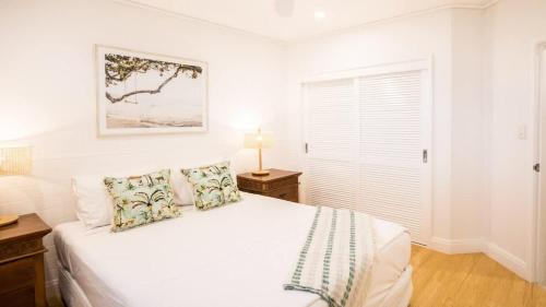 Amaroo Villa - Absolute Beachfront Port Douglas - image 3