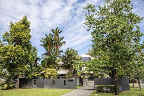 25 Solander Boulevard - Seashells Port Douglas - image 3
