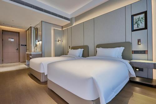 2 twin beds