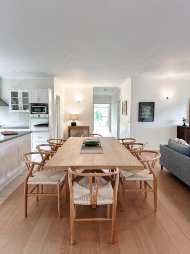 Mystery Bay Cottages in Mystery Bay