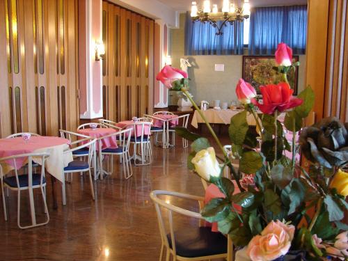 Tourist Hotel - image 10