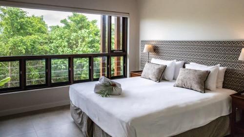 Bangalow - Best View in Port Douglas - image 5