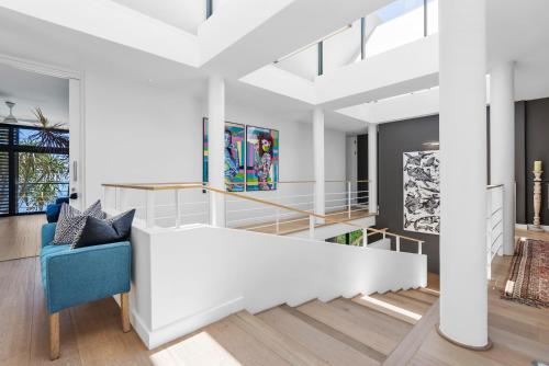 The 11 Camps Bay Villa - image 3