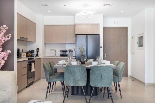 Restay Homes at Act Towers by Emaar - Pool access with Burj View included - Luxury Apartments in Downtown - main image