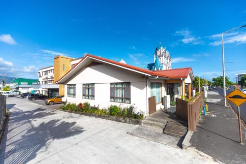 Restaurant, Tauese Seaview Hotel in Apia