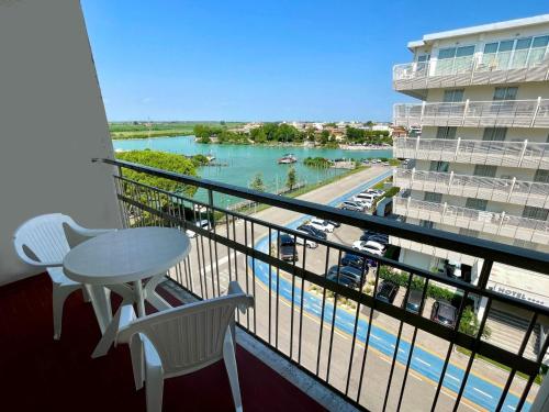  Cozy apartment with balcony in Porto Santa Margherita