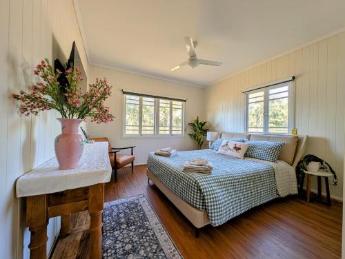 Scenic Rim Farmstead Retreat in Hinterland