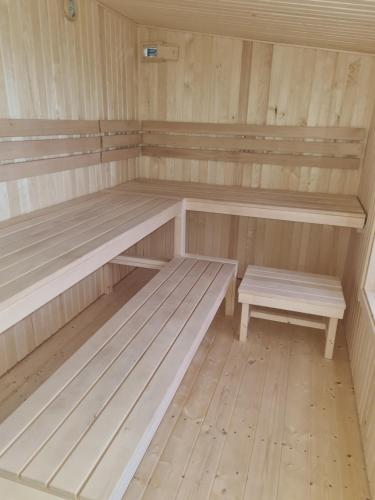 Sauna, Puckaster Cove Cabin in Chale